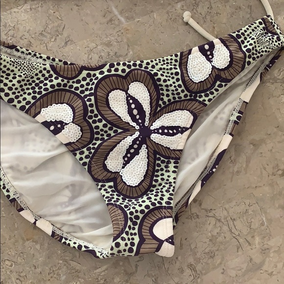 Vix Bikini With sequence and flower print - Picture 3 of 7